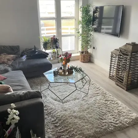 Appartement Guestready - Modern Top Floor 2-Bed Apartment In City Centre Parking *